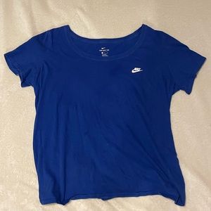 Dark blue nike t shirt